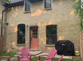 The Day Tripper - 15 minutes from Grand Bend Beach