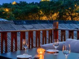 Jingshan Garden Courtyard Hotel Beijing Forbidden City Newly renovated Fluent English speaking