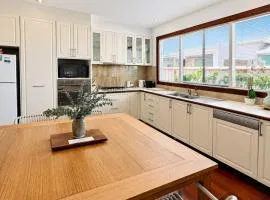 Sals Cottage