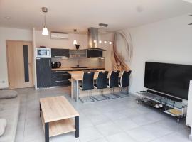 Apartmány Duo، فندق في داتشيتسيه