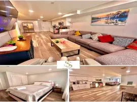 The Classic Suite: 2BR close to NYC
