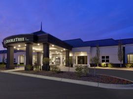 DoubleTree by Hilton Hotel Detroit Novi、ノバイのホテル