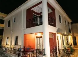 Lina's House