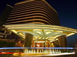 The Trans Luxury Hotel Bandung, hótel í Bandung