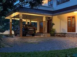 Ann's Villa, Family Getaway & Event-Friendly Villa