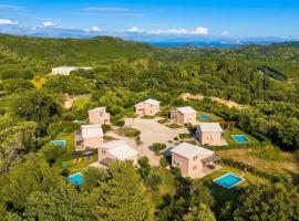 Villas EPTA KARPI Complex of 7 Luxury Villas, khách sạn ở Skriperón