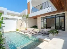 Heart of Bingin, 3BR Private Villa Xabiru