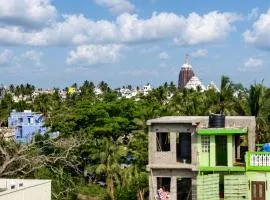 Hotel HM - Town Near Temple #Lift & Parking Facility #Room Service #Free WiFi Available