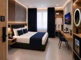 REY Hotel