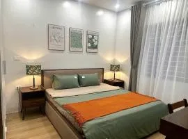Transit stay 12 minutes Noi Bai Airport - R101
