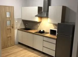 Sisters Rent 4