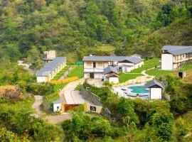 The JJ Corbett Wild Bliss, Sitabani - A River access property