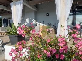 Villa Pardalot Boutique Stays، فندق في بينيكارلو