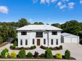 Luxury Holiday Home
