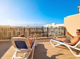 2BR Penthouse with Rooftop Terrace in Mellieha