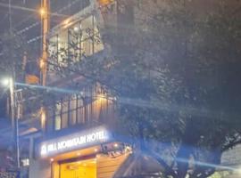 Hill Mountain Hotel, khách sạn ở Chakarpur