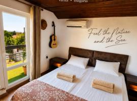 Garden Cozy Nest and Sea View, hotel i Skt. Konstantin & Helena