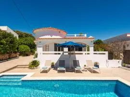 Villa Fontana by 3VILLAS