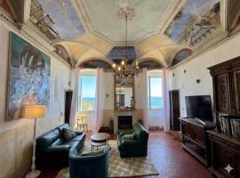 Tour historique vue mer Cap Corse, hotel i Brando