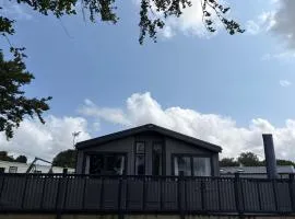 Luxury Harrogate Lodge South Facing Decking