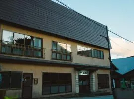 Japanese Hostel Miuraya