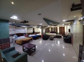 Haritha Apartments & Nayath Serviced Apartments Best priced Family-Only Apartments in Tirupati, Big Families, Groups Welcome, hotel en Tirupati