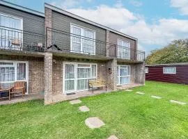 Great 3 Bed Chalet To Hire In Hemsby, Ideal For A Seaside Break! Ref 18201B