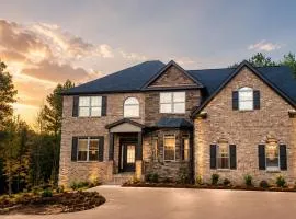 Luxury Atlanta Home in Gated Community