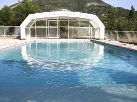 Appartement confortable à La Roche, 90 m² avec piscine partagée !