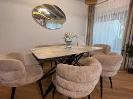 Prémium 4 szobás apartman erkéllyel, parkolóval