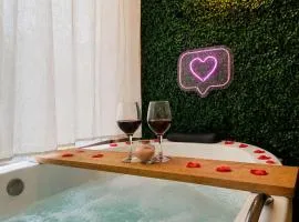 Cabana romântica com hidro e conforto