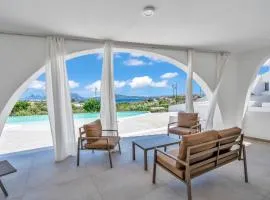Exclusive White Residence - With Pool - Sea View