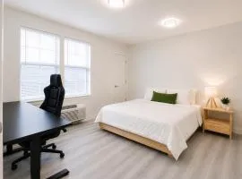 Private Room Near MetLife Stadium & NYC Parking