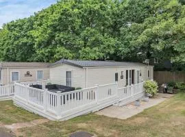 Maple Brook Lodge Sea Breeze Shorefield