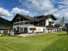 Hotel D'La Varda, hotel a Padola