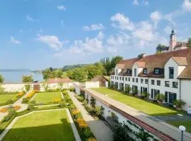 Bodensee-Schloss Maurach