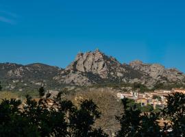 Hotel Citti: Arzachena şehrinde bir otel