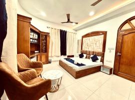 Hotel Royal Corner - 500 Meters Near Golden Temple, hótel í Amritsar