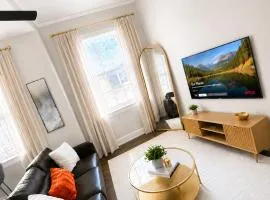 Elegant Urban Oasis Downtown BHM Near UAB & Nightlife