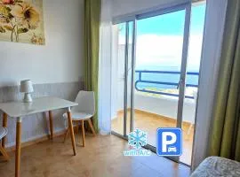 Ocean Sunset view, Air Conditioned, Renovated apartment