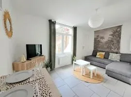 Cozy studio - 300 meters from Croix metro center
