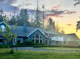 ElkLandia- A spacious 5bd Home in Sunny Sequim, WA -Horses & Dogs welcome!