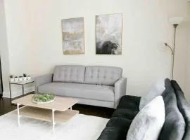 Stay central, Enjoy Golf Views, Perfect 4 Families