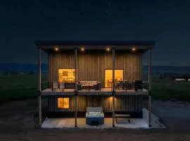 Upper-Level Living Stars HotTub Mtn Views Pets