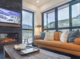 The View - Luxury Penthouse Condo