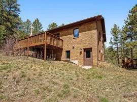 Dog-friendly, Mountain-View Home with Deck & Grill