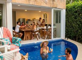 Ayampe में, होटल Beach House in Ayampe with private heated pool