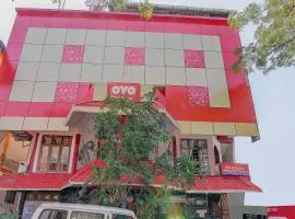 Hotel O P S Grand