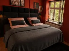 4Seasons - Vermillion Autumn Suites