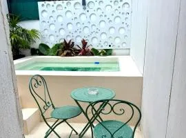 Sakna Mérida con jacuzzi alberca privada